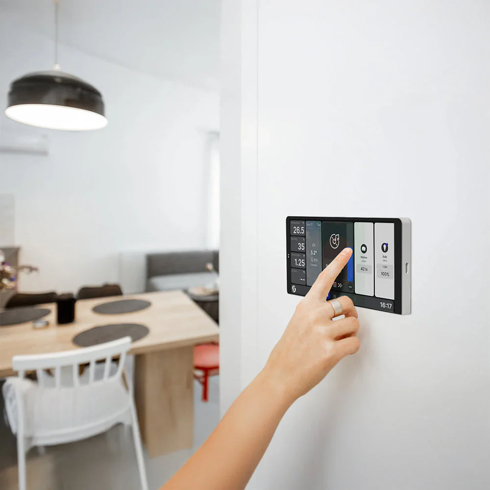 SH-WALL-DISPLAY-X2I-SILVER